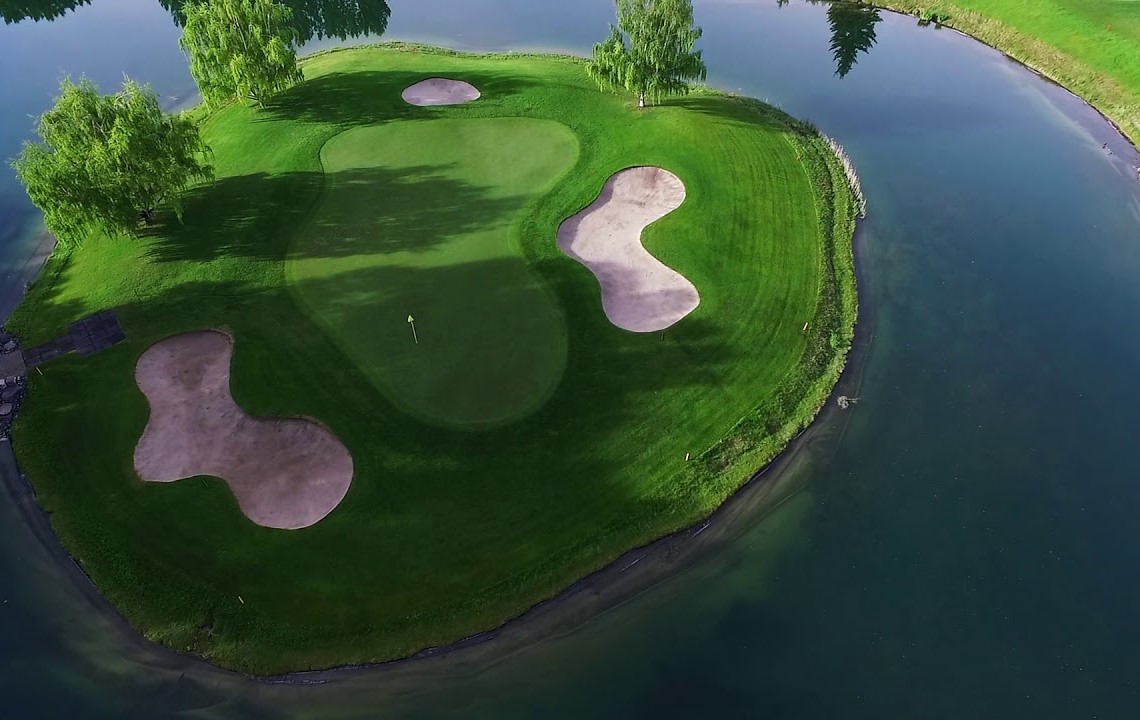 Assistant Golf Professional: Cottonwood Golf & Country Club