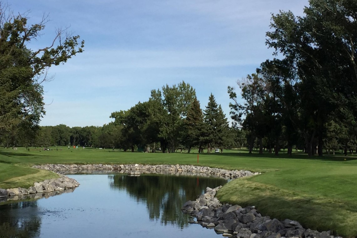 Assistant / Associate Professional - Henderson Lake