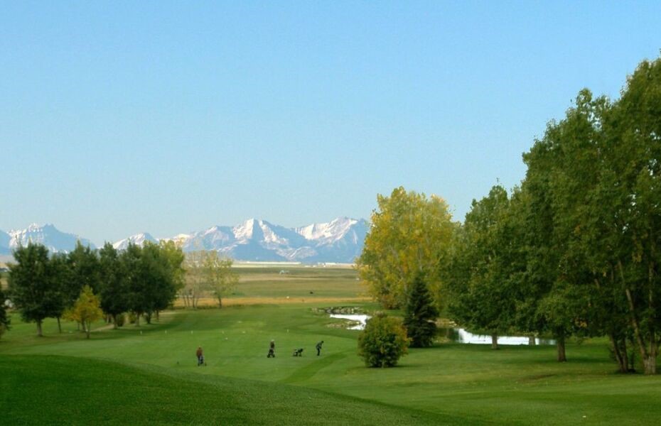 Head Professional: The Nanton Golf Club -  Nanton, AB