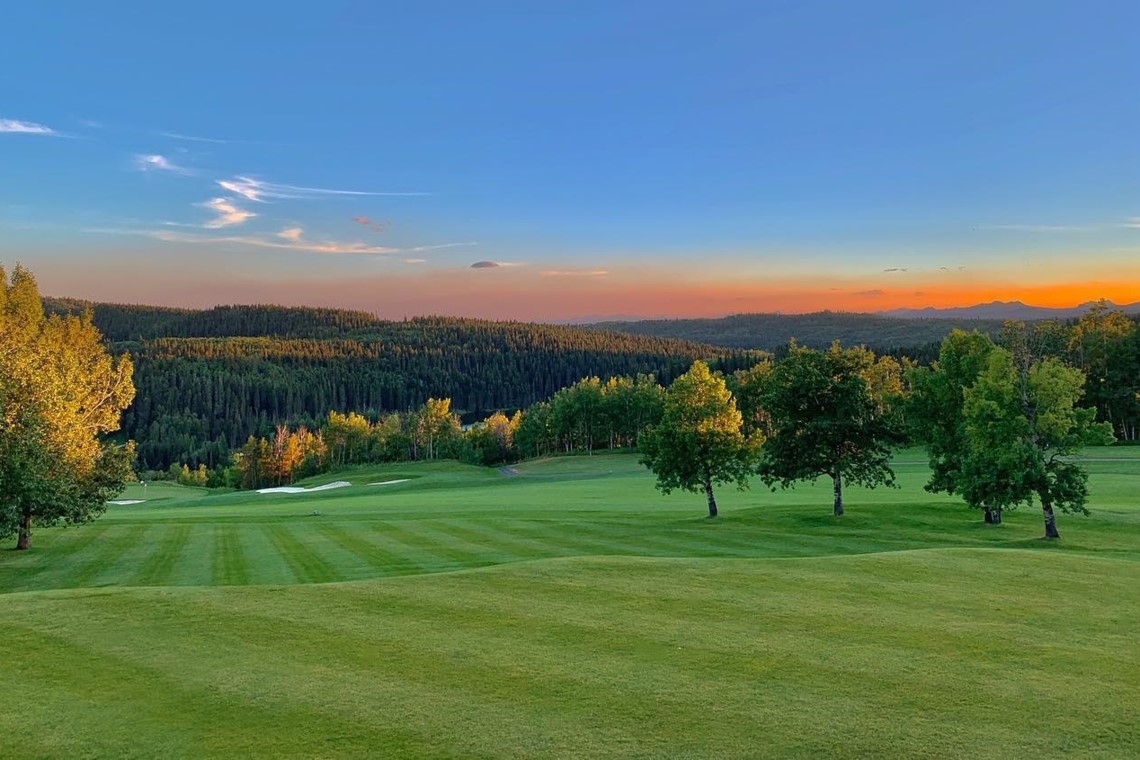 Associate Golf Professional: Priddis Greens Golf & Country Club