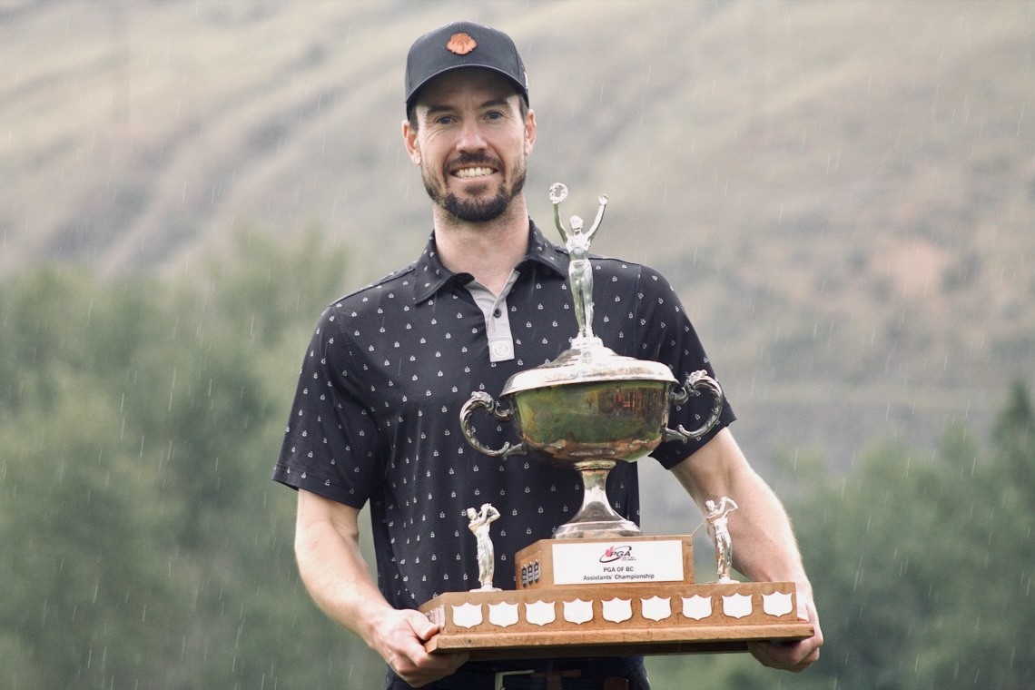 Carson Kallis takes thrilling one-shot victory at the 2026 Play Golf BC Assistants' Championship