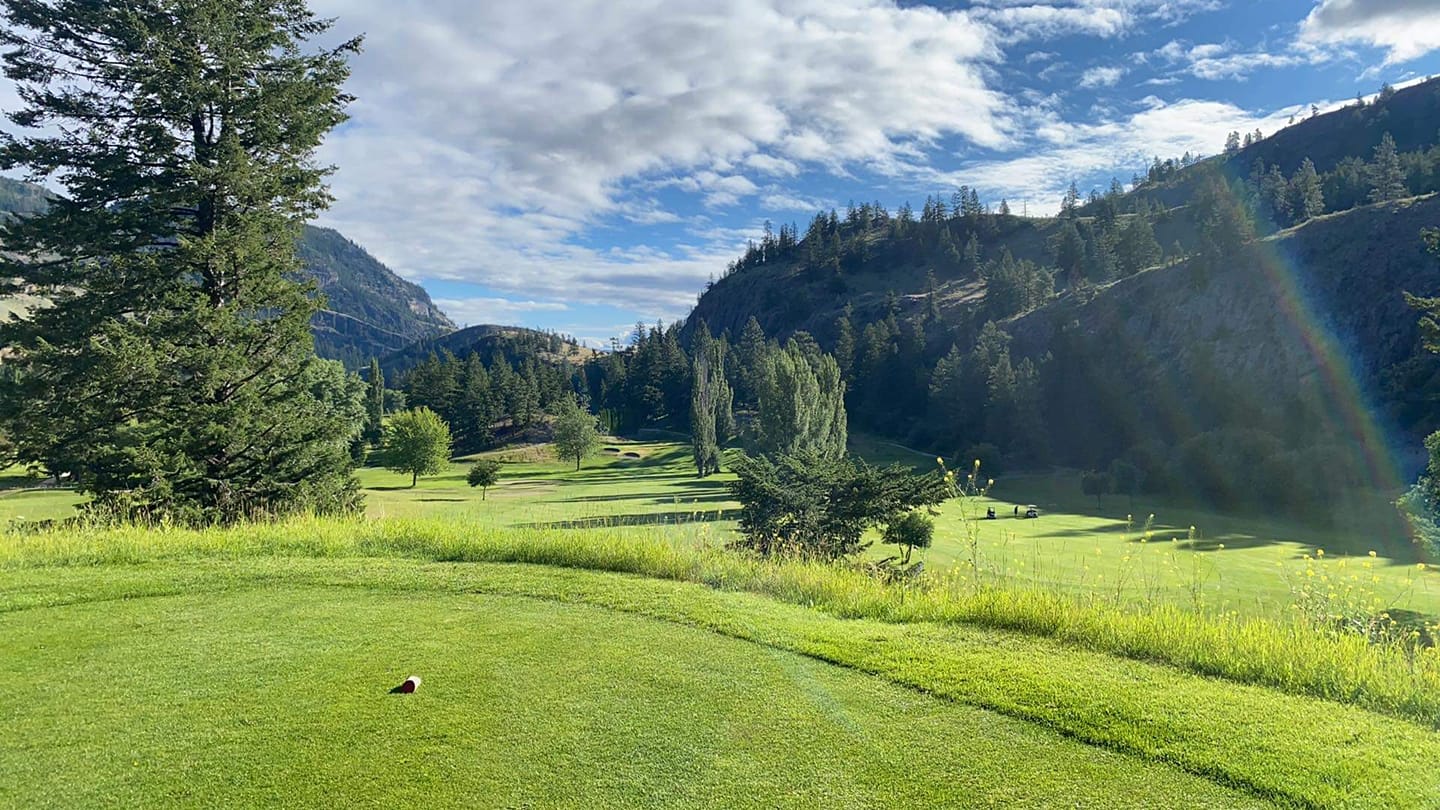 Head Golf Professional: Twin Lakes Golf Course