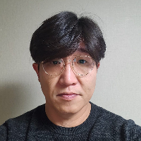 Jung Mo Kang