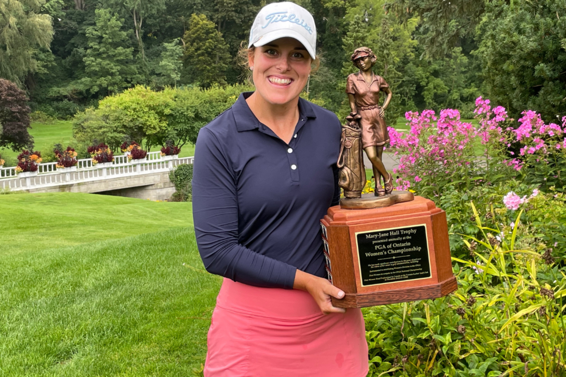 Gleadall sinks birdie putt on first playoff hole to win Women's Championship!