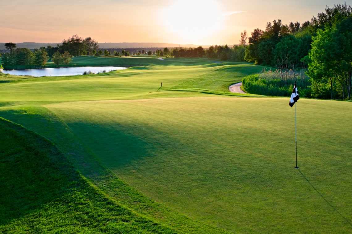 Assistant Golf Professional: Bloomington Downs Golf Club