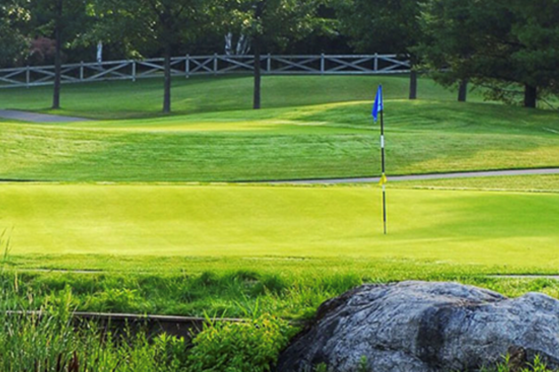 Outside Service Coordinator: Carlisle Golf & Country Club