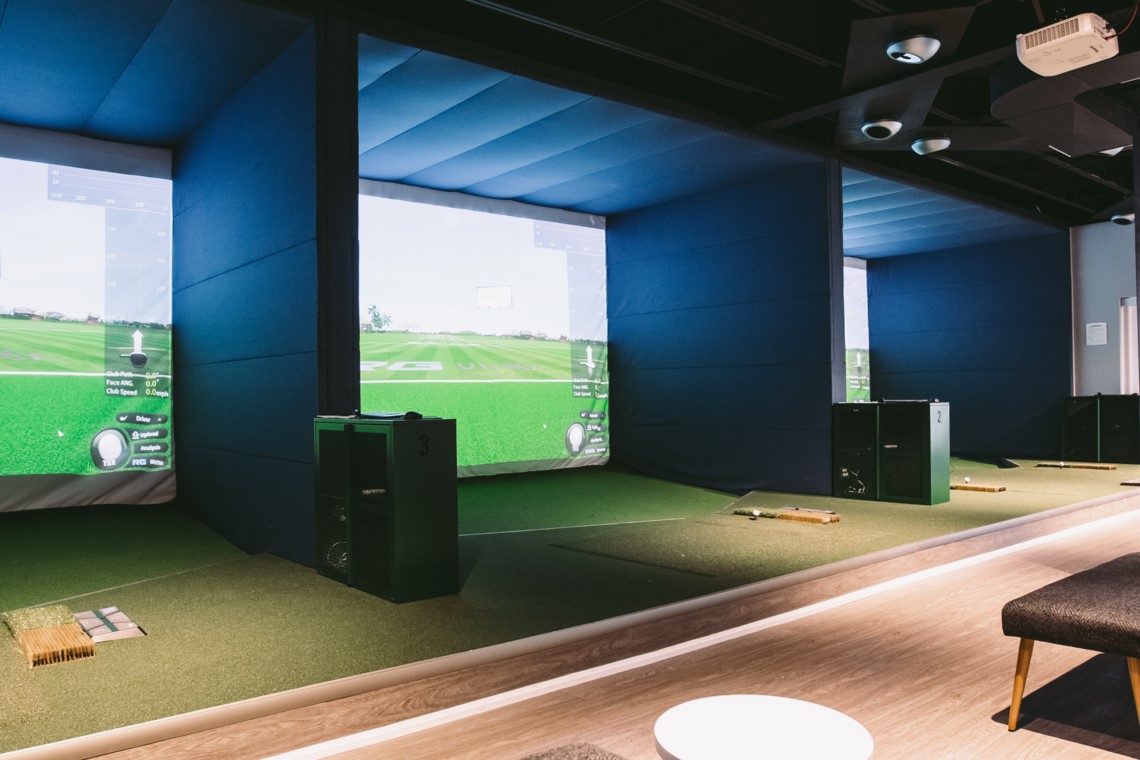 PGA Certified Golf Instructor (Exclusive Contractor): Clubhouse Indoor Golf