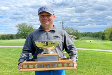Burns battles the elements and captures Xonic Golf Spring Open
