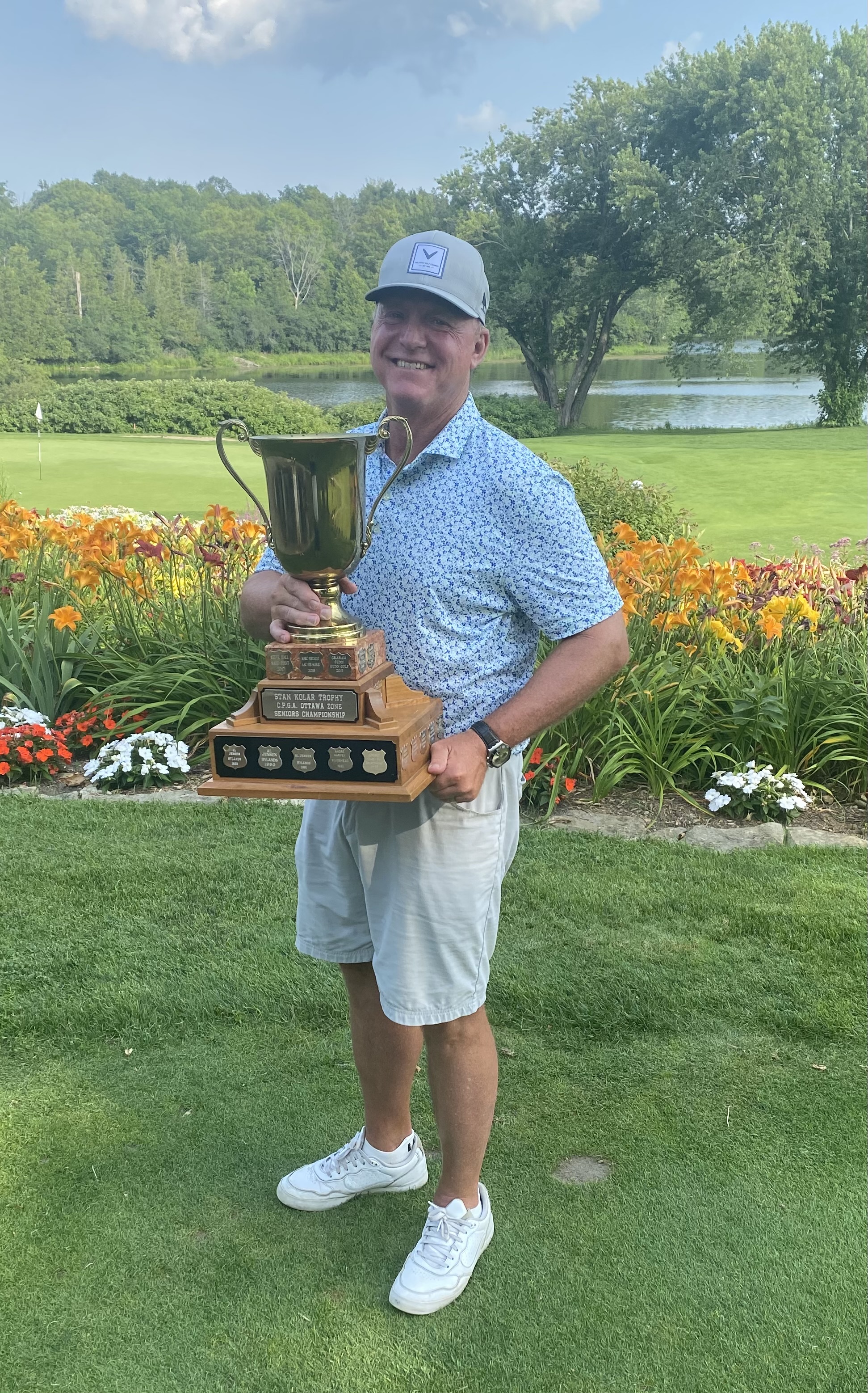 CHAMPION - Seniors Division - Roger Beale (Rideau View)GC)