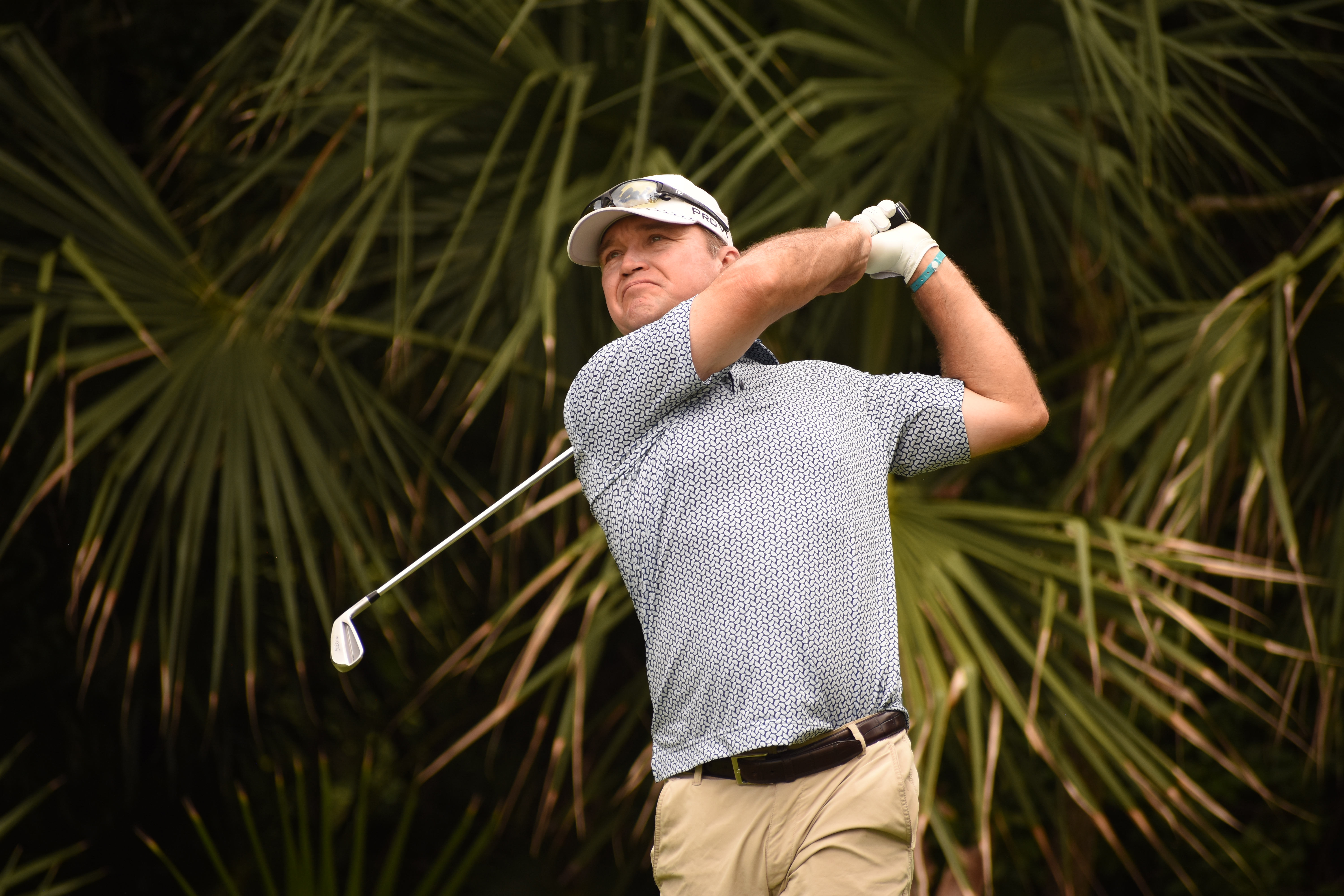 Gord Burns shoots 66 to take Head Teaching Professional lead, Weston Gillett leads Club Pros thanks to 69