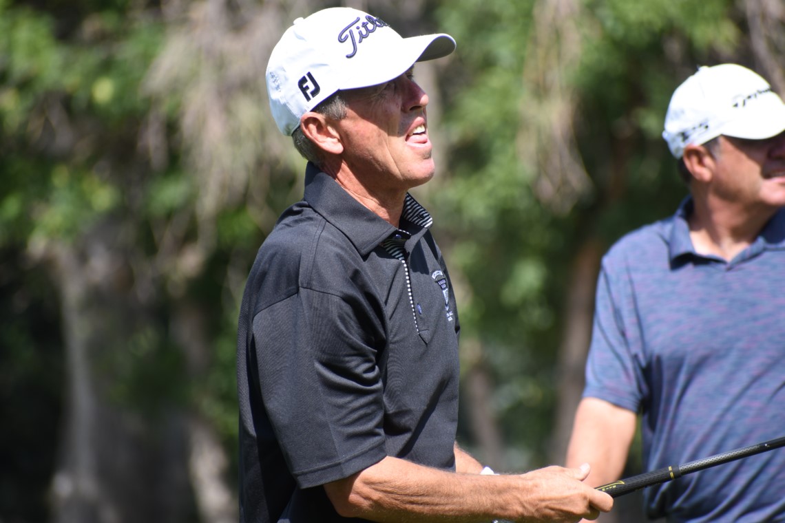 Six fois champion, Jim Rutledge mène le Championnat sénior de la PGA du Canada présenté par GOLFTEC par un coup avec une ronde de 64