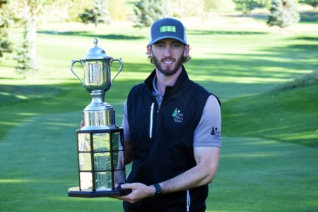 Branson Ferrier remporte le championnat des professionnels adjoints de la PGA du Canada présenté par Callaway Golf par deux coups