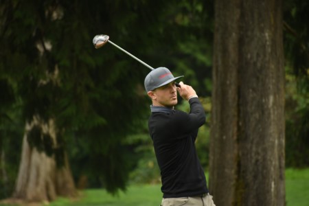 Maxwell Cohen donne le ton vendredi avec 66 pour mener le Championnat canadien des assistants de la PGA présenté par Callaway Golf