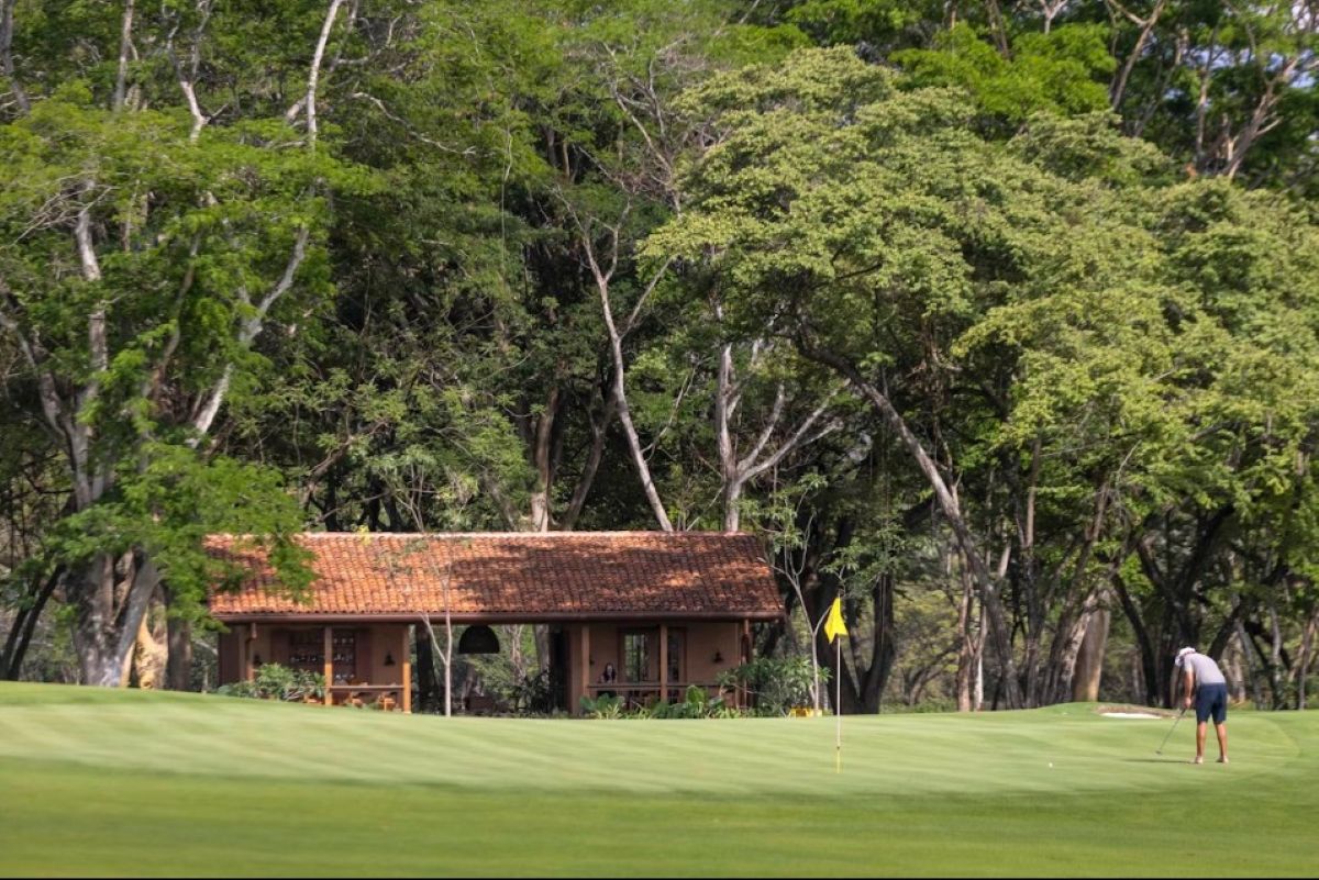 Assistant Golf Professional: Zapotal Golf and Beach Club (Costa Rica)