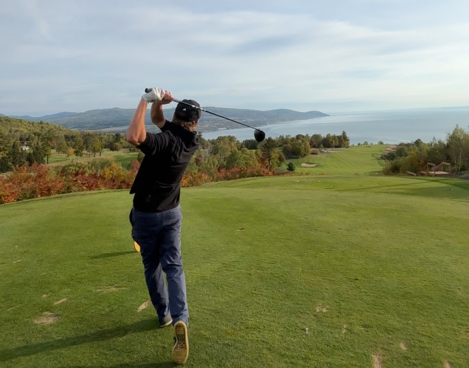 Première journée de compétition à la Coupe Hôtel-Casino de Charlevoix : des duels enlevants dans les groupes Championnat et Sénior